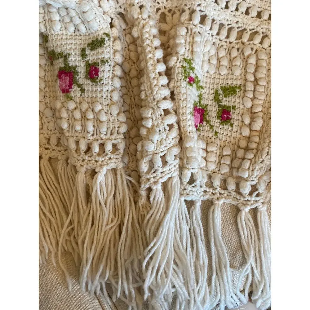 Handmade Grannycore Crochet Rose Ivory Throw Afghan Cottagecore, 50